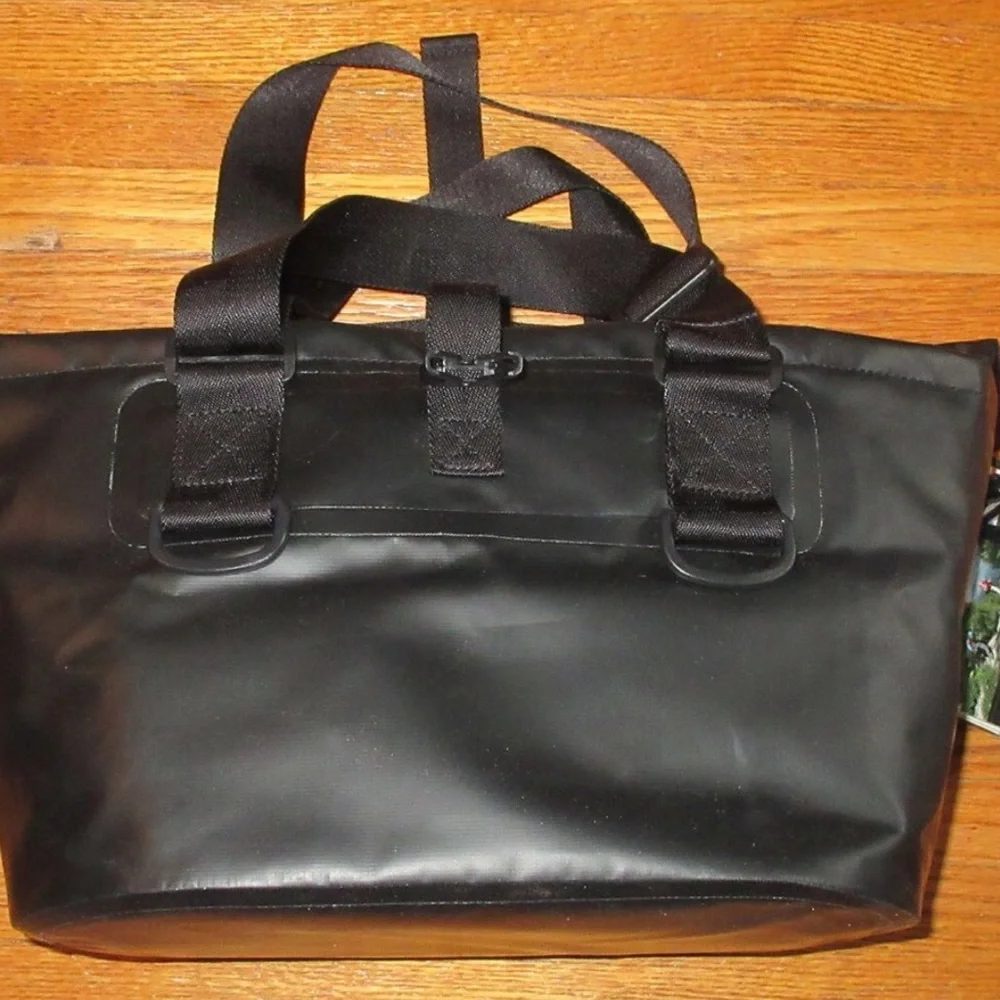 Camera Bag - Picture 3 of 12
